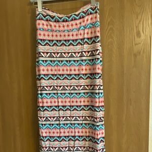 Womens pattern maxi skirt